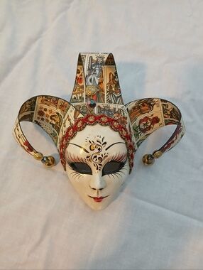 Nordstrom Venetian Jester Wall Mask in Cream and Red